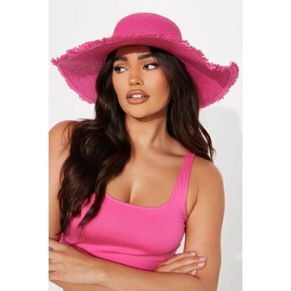 Elegant Vacation Pink Hat‎